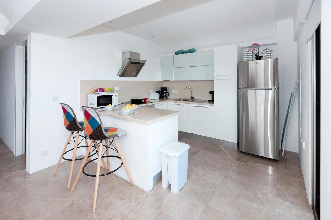 Apartment Marisol - Beachfront Protaras Exterior photo